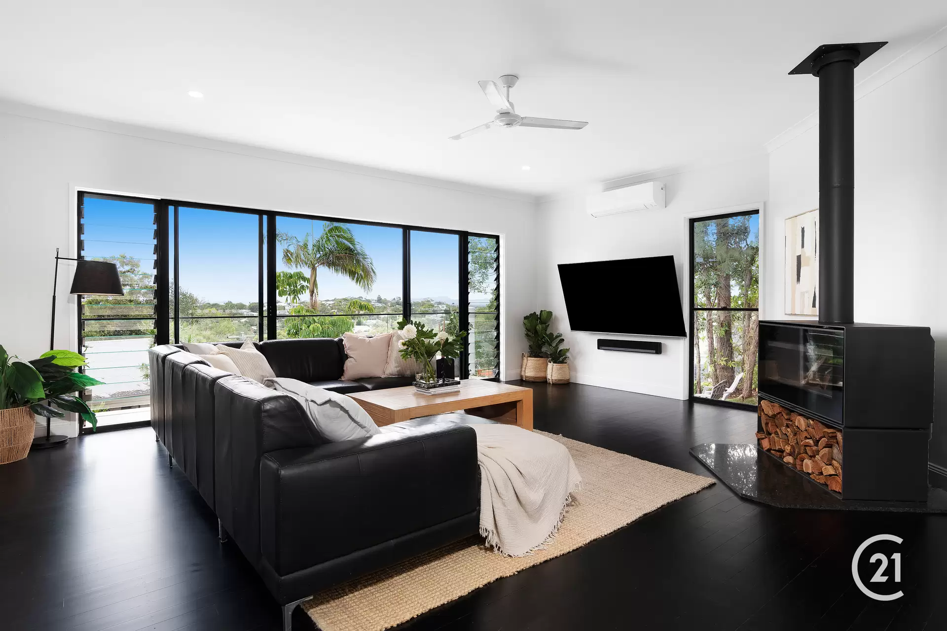 Photo #9: 10 Honeysuckle Lane, Noosa Heads - Sold by Ray White Noosa