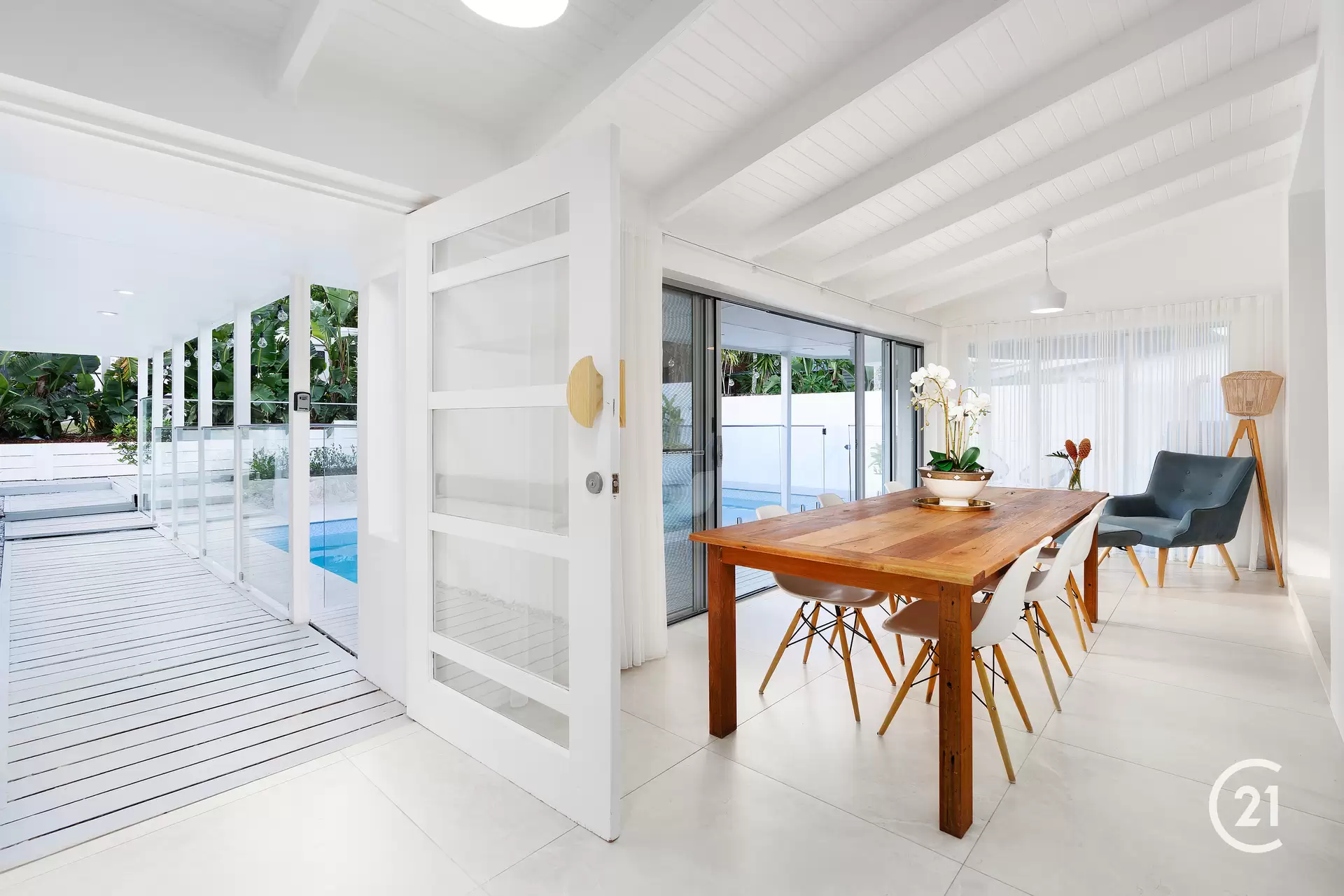 Photo #3: 8 Wyona Drive, Noosa Heads - Sold by Ray White Noosa