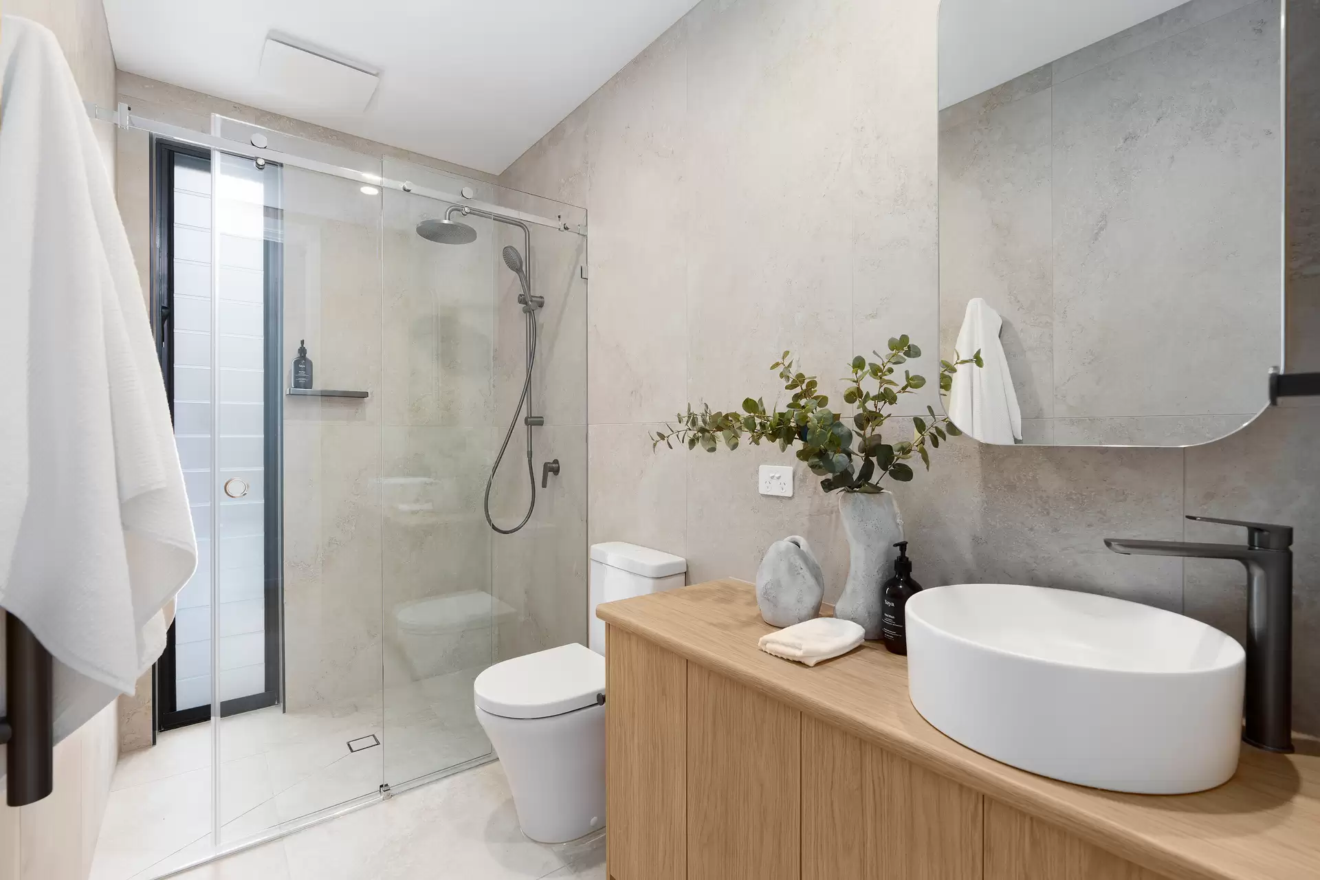 Photo #4: 4/9 Bottlebrush Avenue, Noosa Heads - Sold by Ray White Noosa