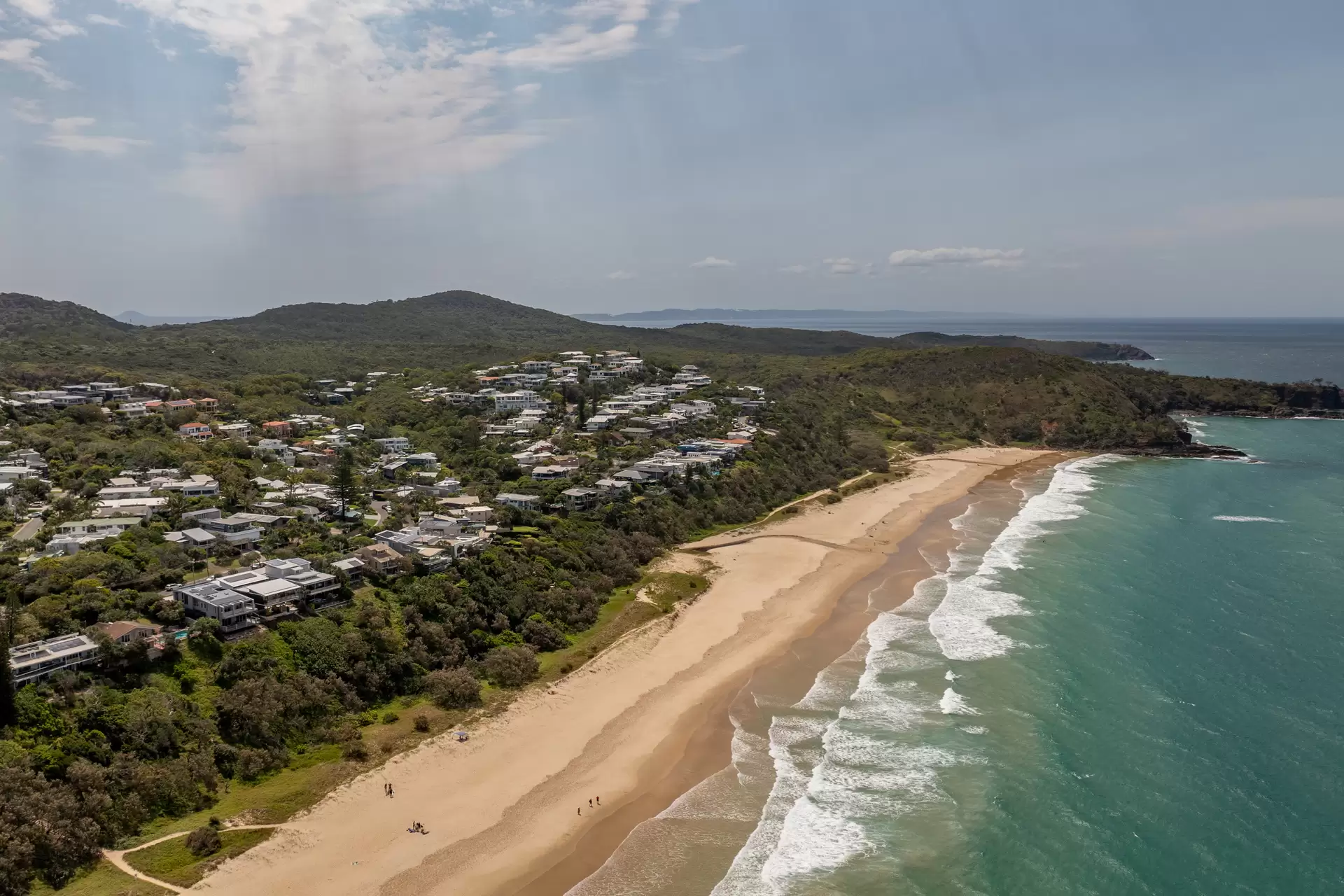Photo #6: 10 Arakoon Crescent, Sunshine Beach - Sold by Ray White Noosa