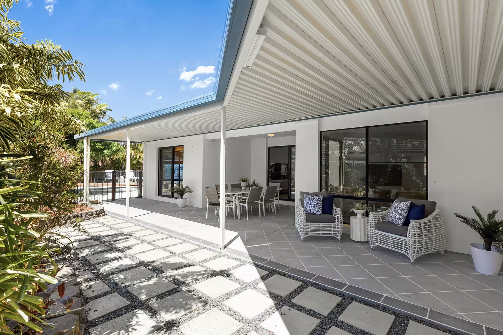 Photo #17: 77 Outlook Drive, Tewantin - Sold by Ray White Noosa