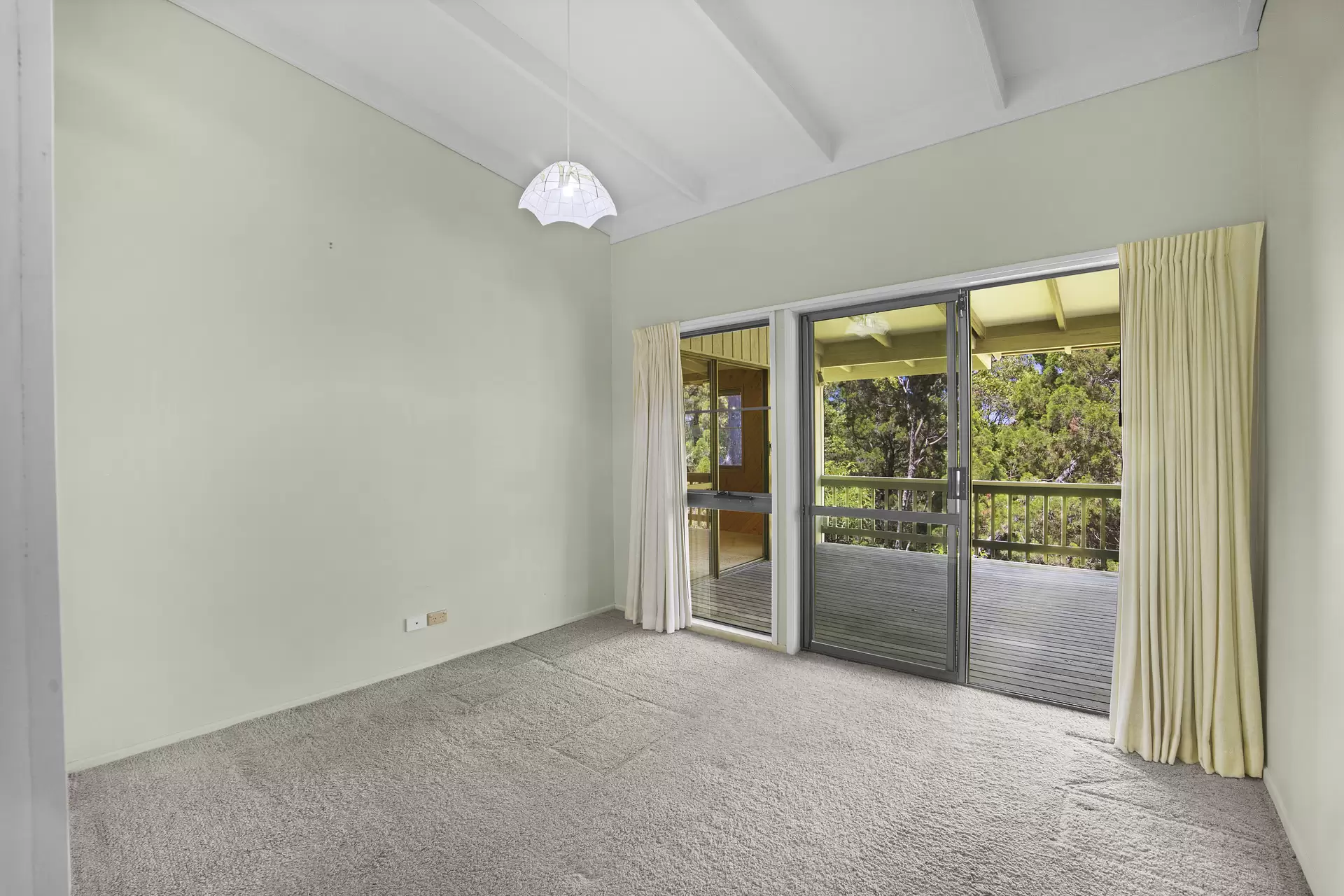 Photo #8: 30 Currawong Crescent, Peregian Beach - Sold by Ray White Noosa