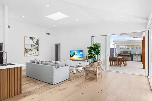 6 David Street, Noosa Heads Sold by Ray White Noosa - image 2