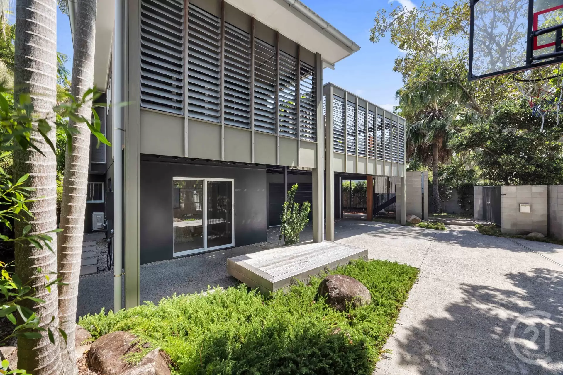 Photo #11: 25 Hill Street, Sunshine Beach - Sold by Ray White Noosa