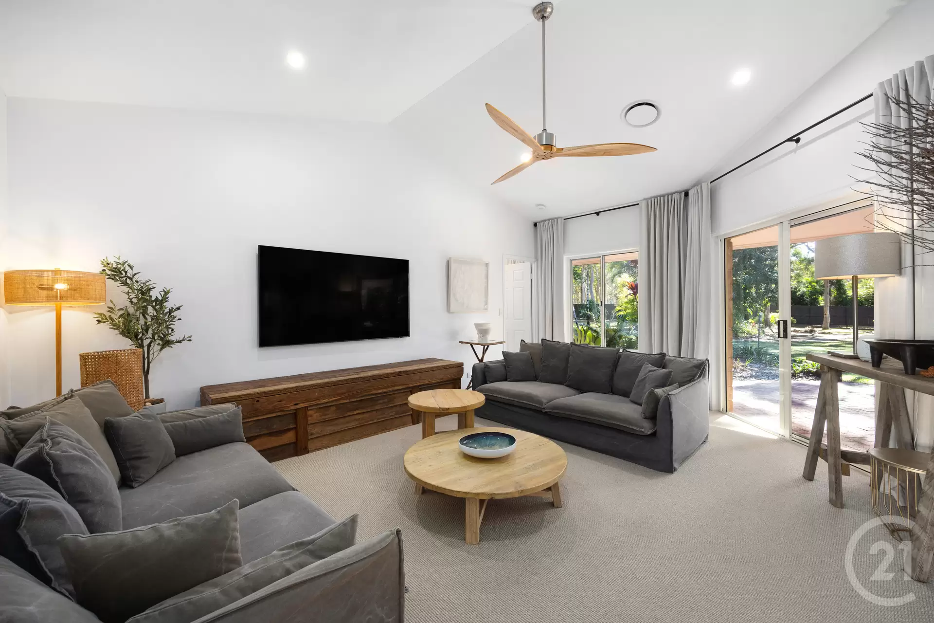 Photo #4: 82 Lake Vista Drive, Peregian Beach - Sold by Ray White Noosa