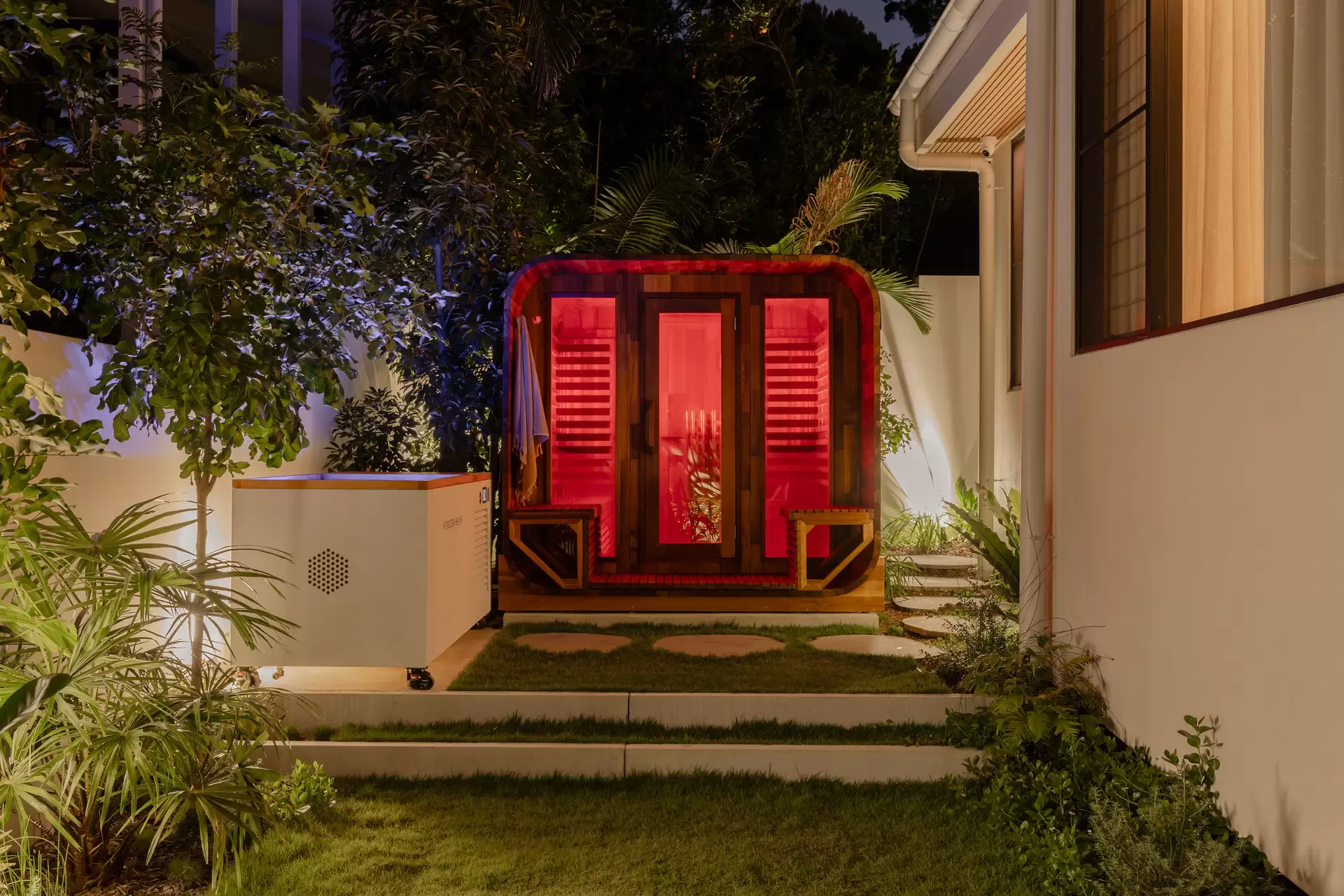 Photo #13: 6 Mitti Street, Noosa Heads - Auction by Ray White Noosa