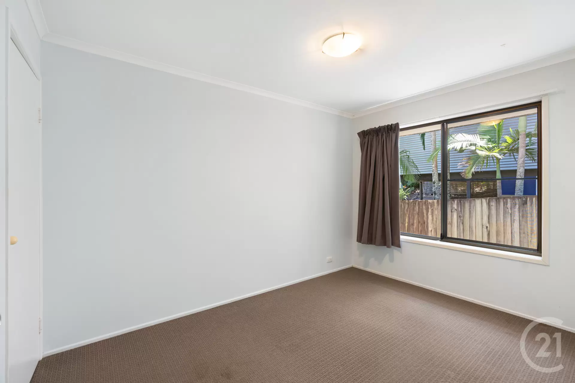 Photo #10: 4 Eugarie Street, Noosa Heads - Sold by Ray White Noosa