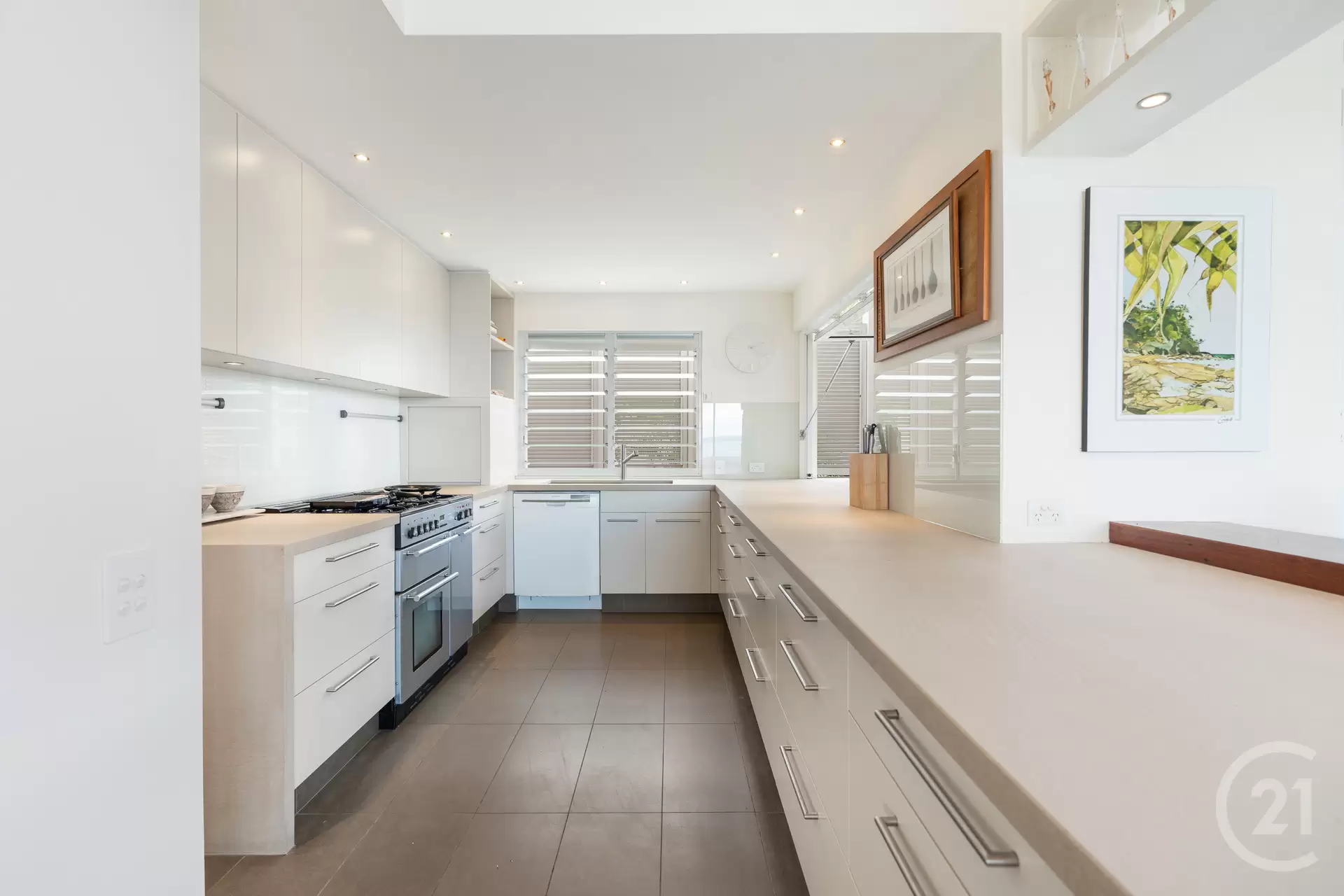 Photo #10: 23 Ross Crescent, Sunshine Beach - Sold by Ray White Noosa