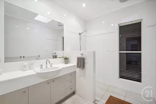1 Topsails Place, Noosa Waters Sold by Ray White Noosa - image 27