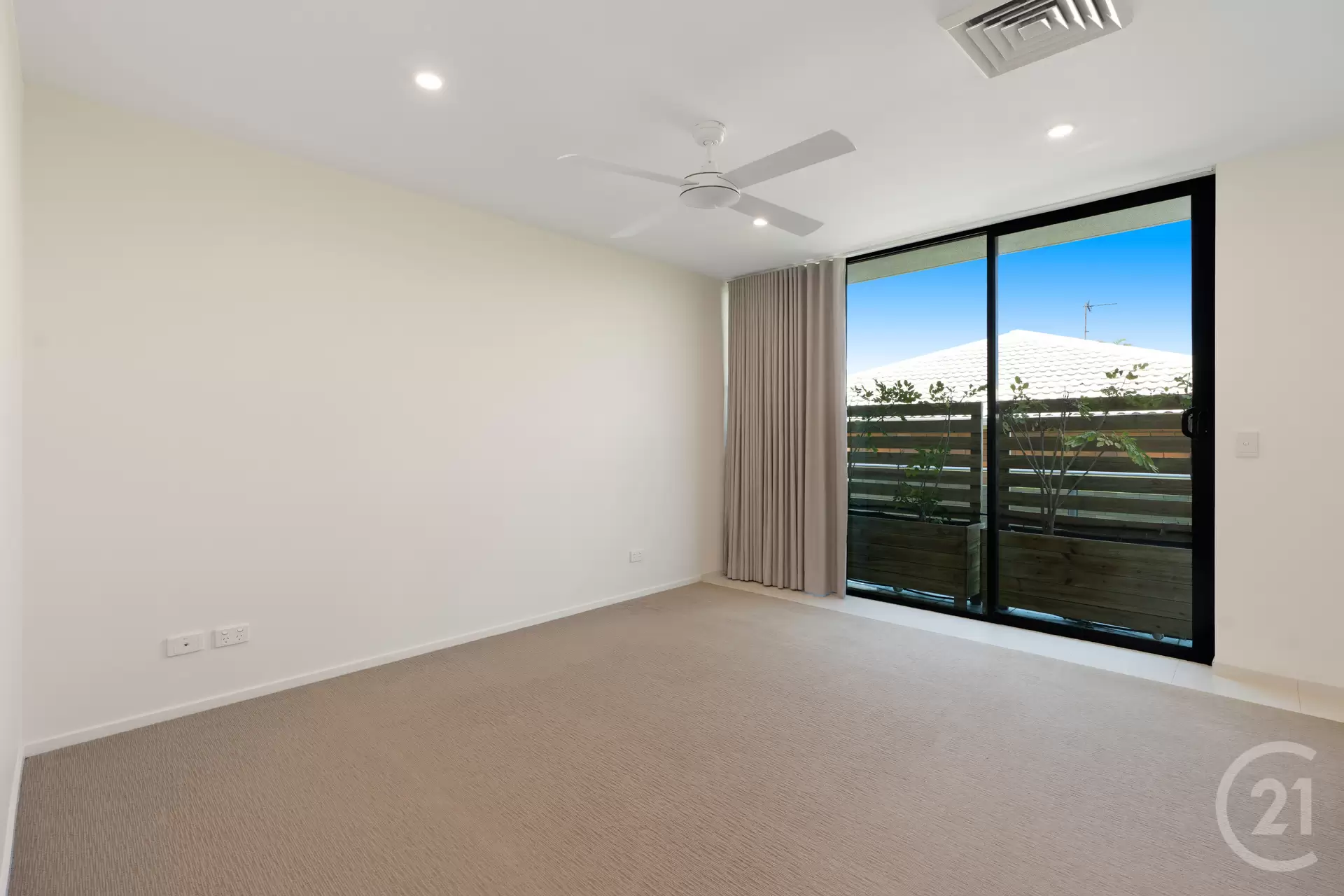 Photo #13: 6/31-33 Lorikeet Drive, Peregian Beach - Sold by Ray White Noosa