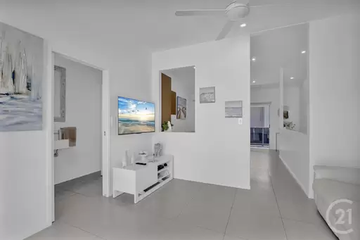 2/226-228 David Low Way, Peregian Beach Sold by Ray White Noosa - image 3