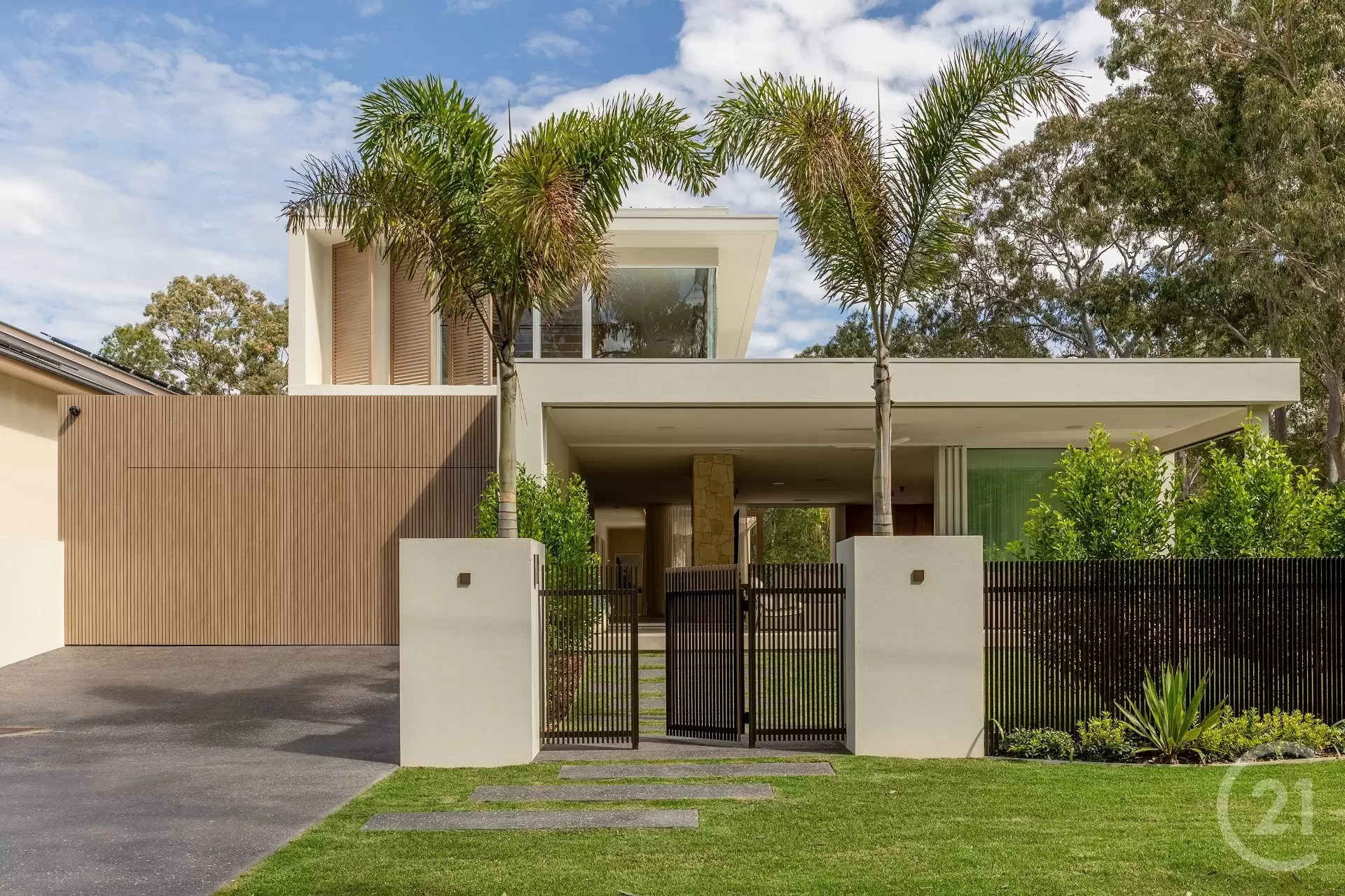 Photo #23: 155 Lake Weyba Drive, Noosaville - Sold by Ray White Noosa
