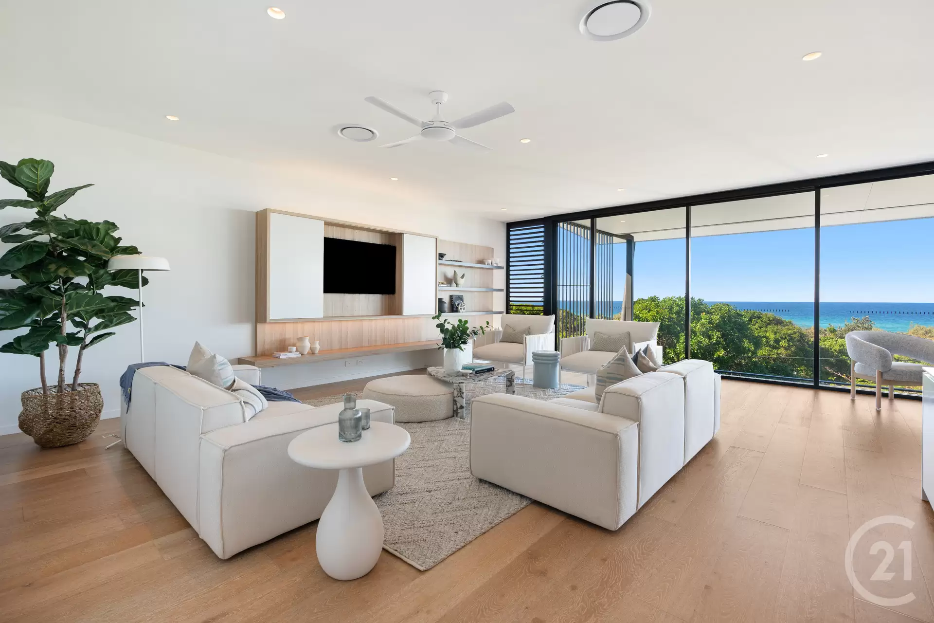 Photo #5: 22 Peregian Esplanade, Peregian Beach - Sold by Ray White Noosa