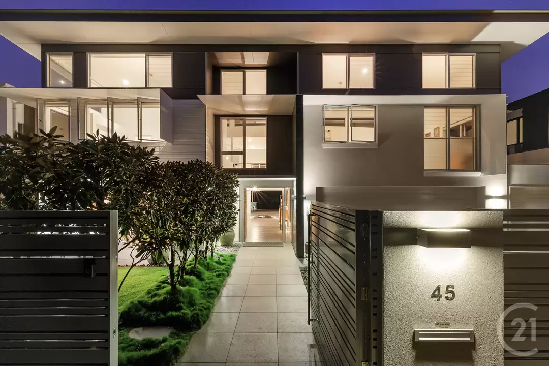Photo #7: 45 Mossman Court, Noosa Heads - Sold by Ray White Noosa