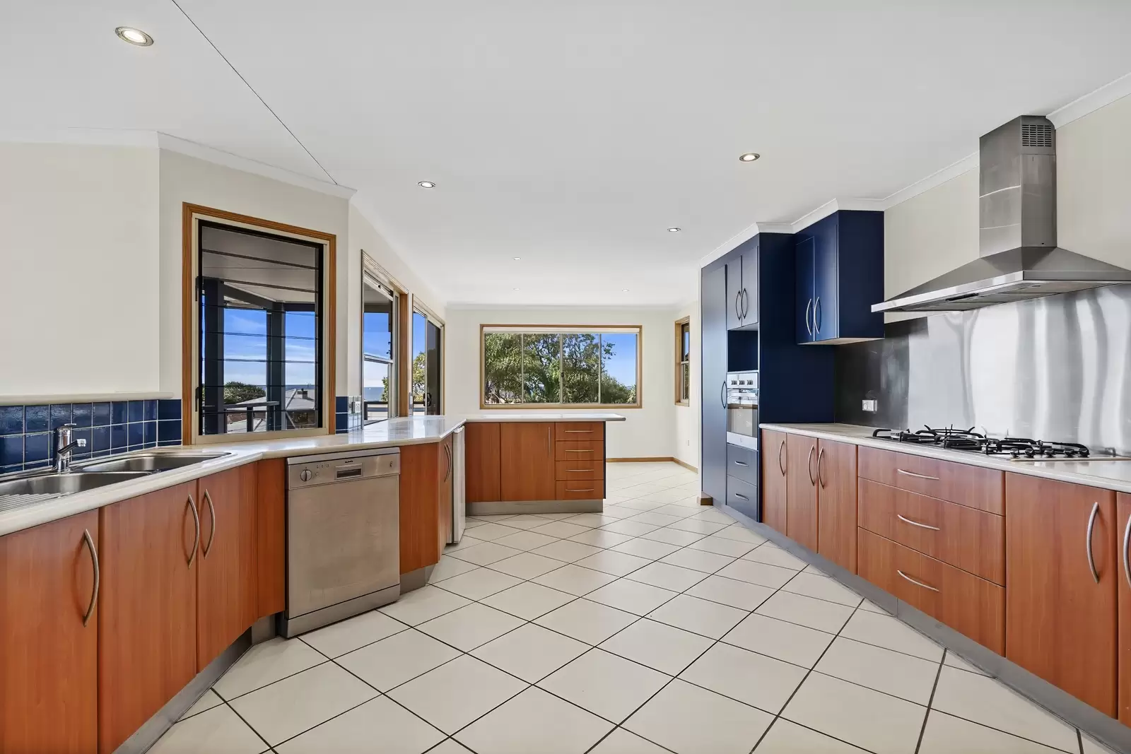 Photo #17: 104 Persimmon Drive, Peregian Beach - Sold by Ray White Noosa