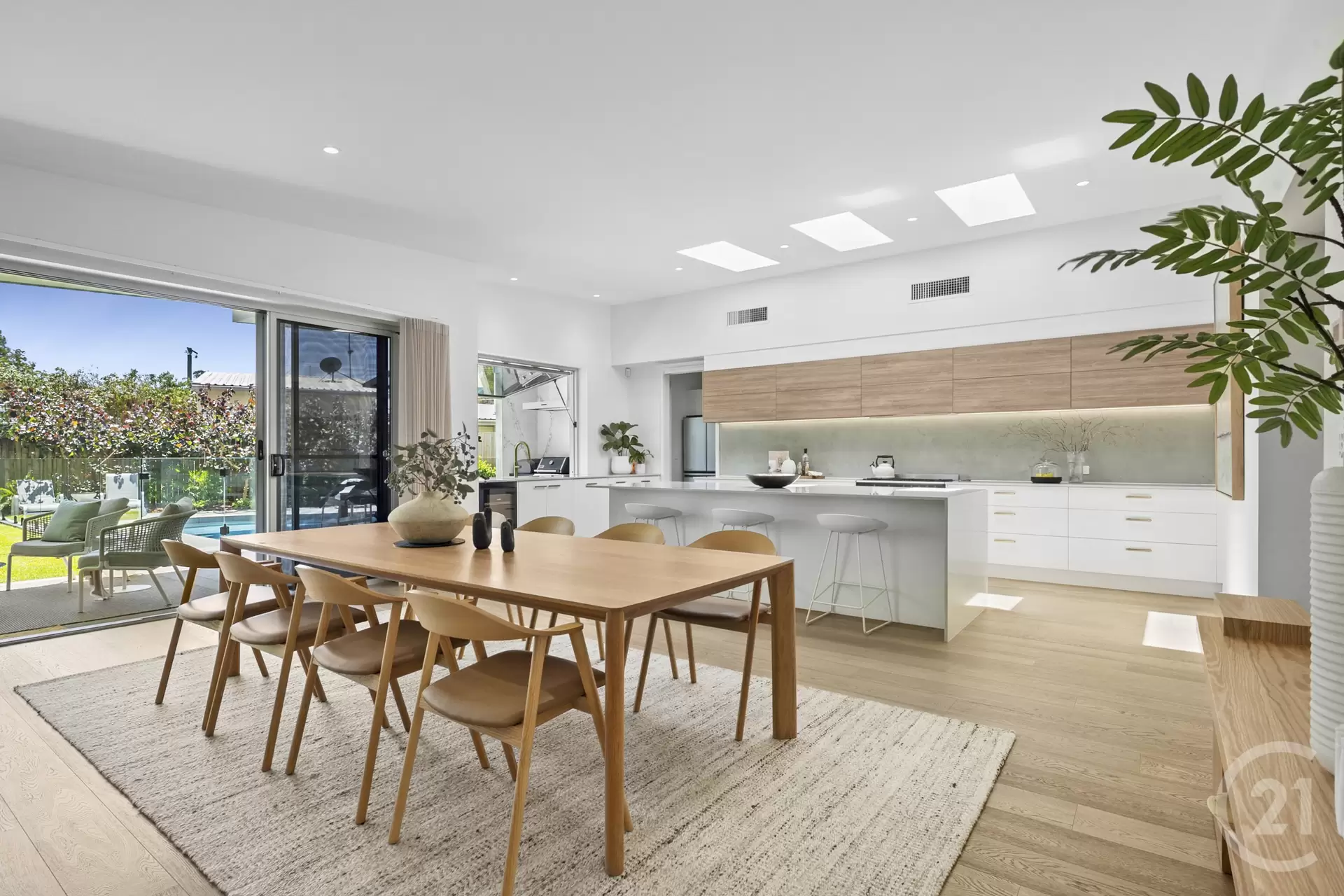 Photo #5: 4 Weyba Park Drive, Noosa Heads - Sold by Ray White Noosa