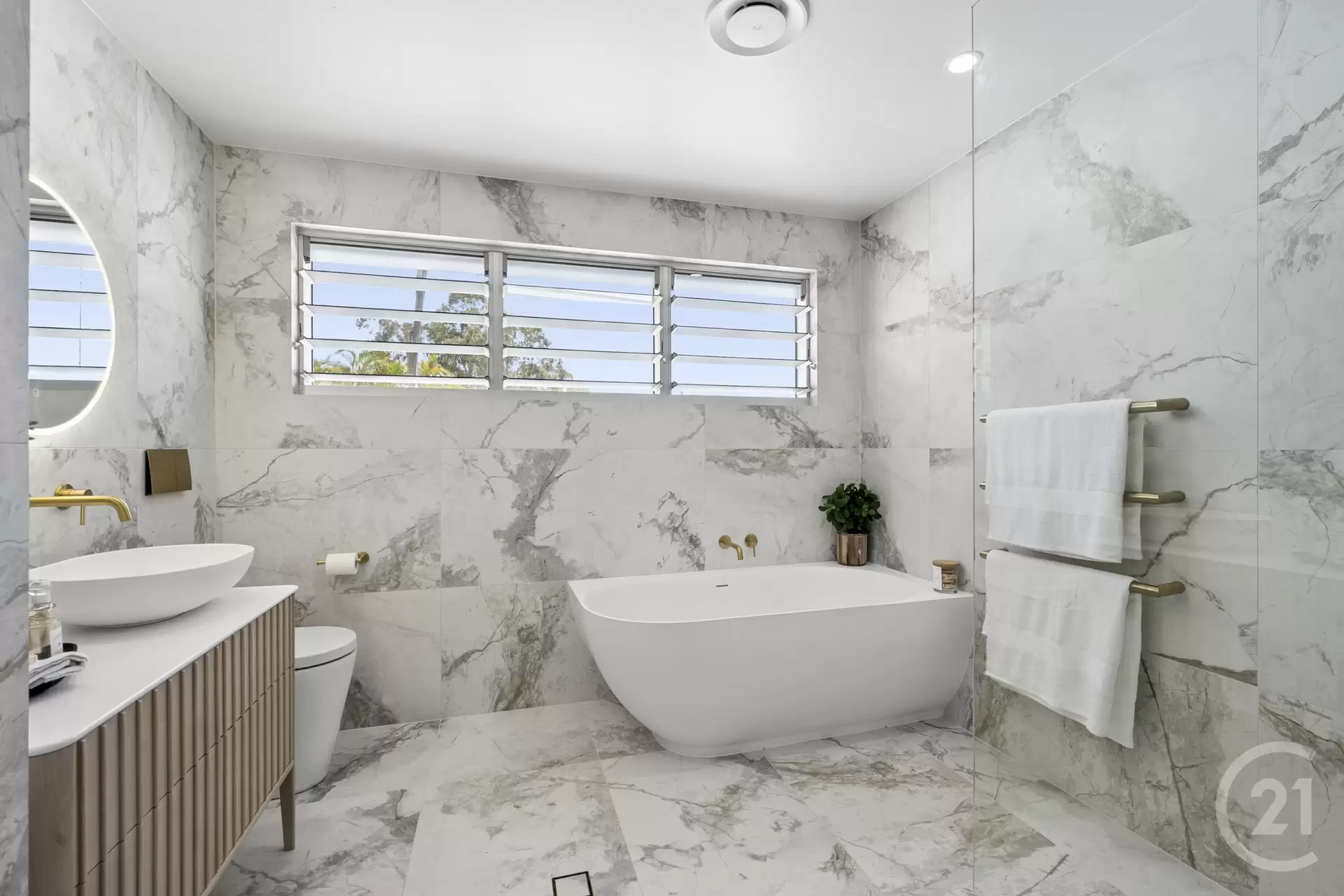 Photo #14: 4 Weyba Park Drive, Noosa Heads - Sold by Ray White Noosa