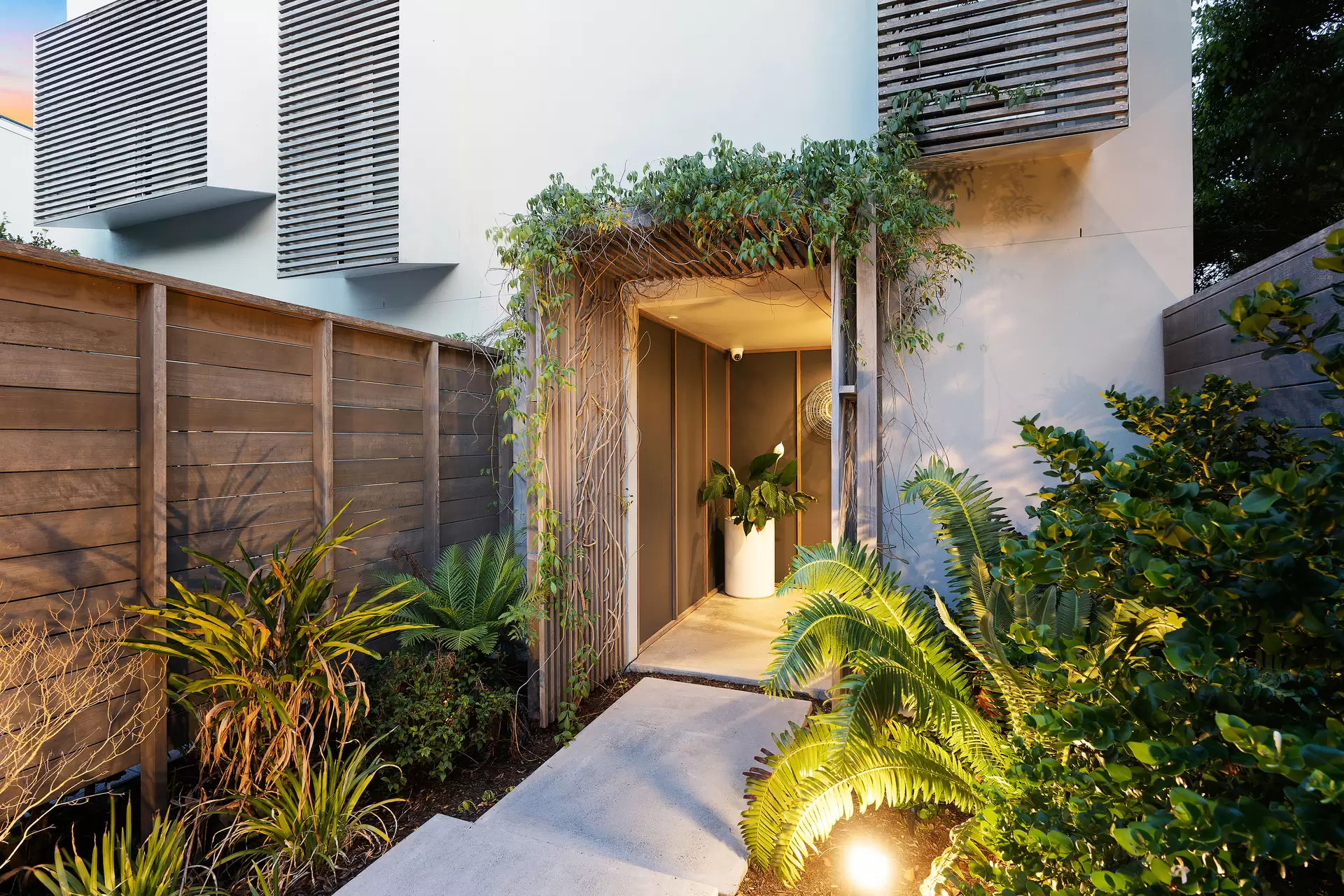 Photo #12: 6 Stevens Street, Sunshine Beach - Sold by Ray White Noosa