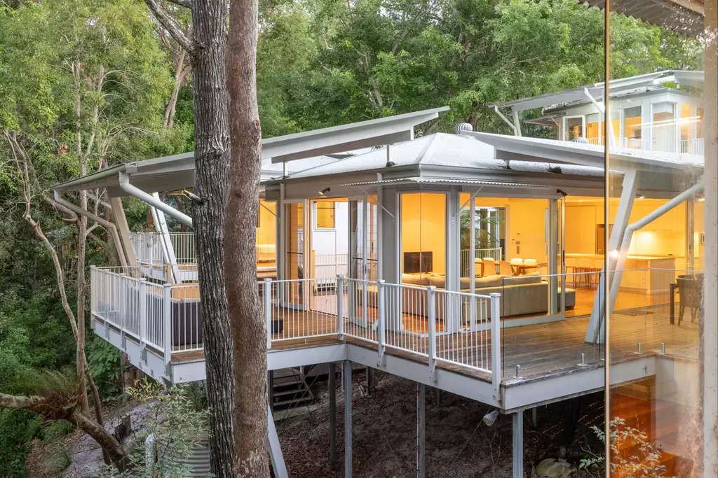 14 Little Cove Road, Noosa Heads Leased by Ray White Noosa