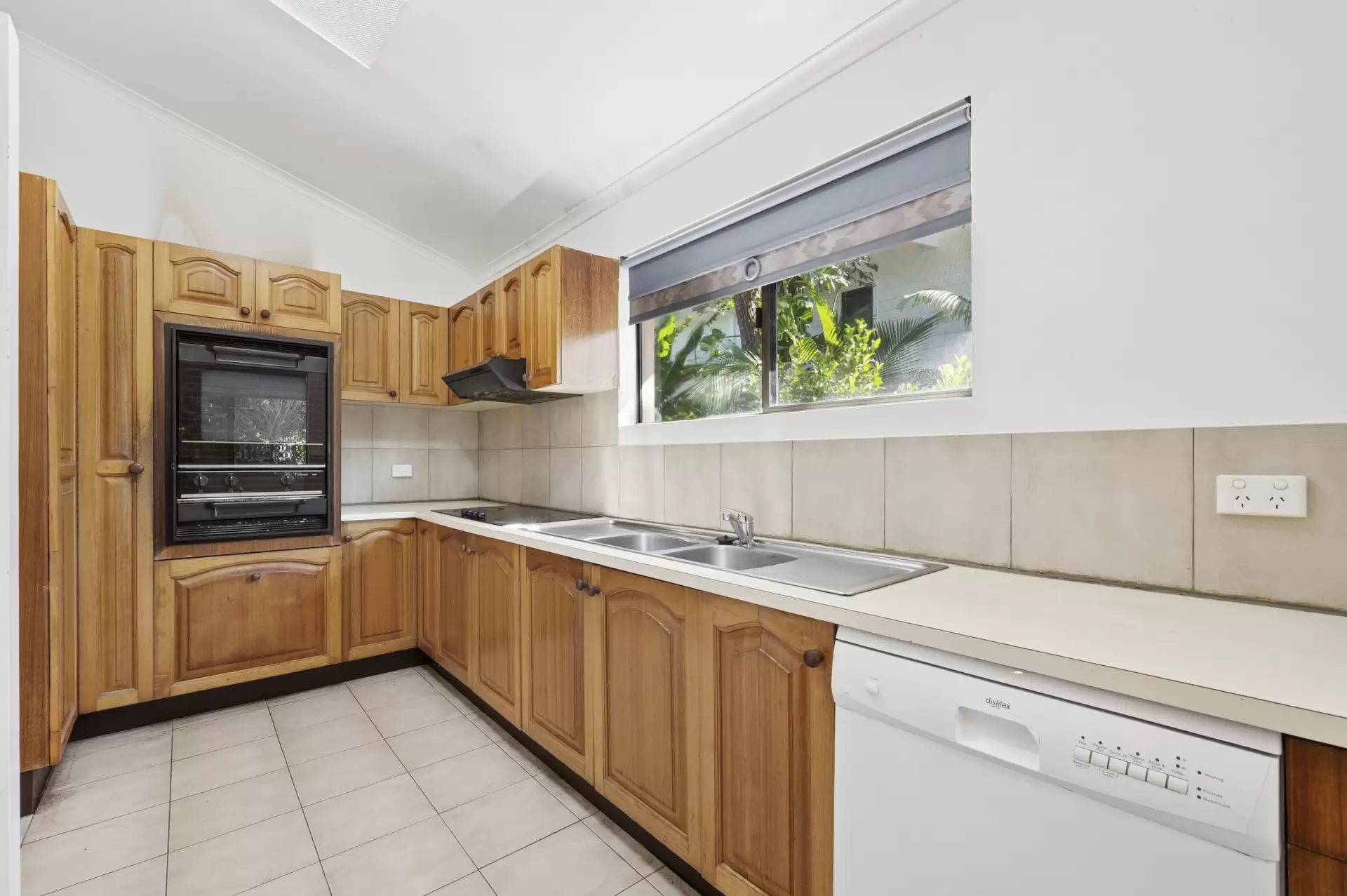 Photo #7: 93 Upper Hastings Street, Noosa Heads - For Sale by Ray White Noosa