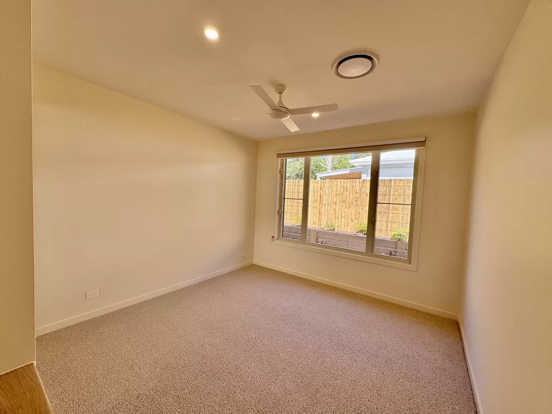 Photo #9: 23 Beckmans Road, Tewantin - For Lease by Ray White Noosa