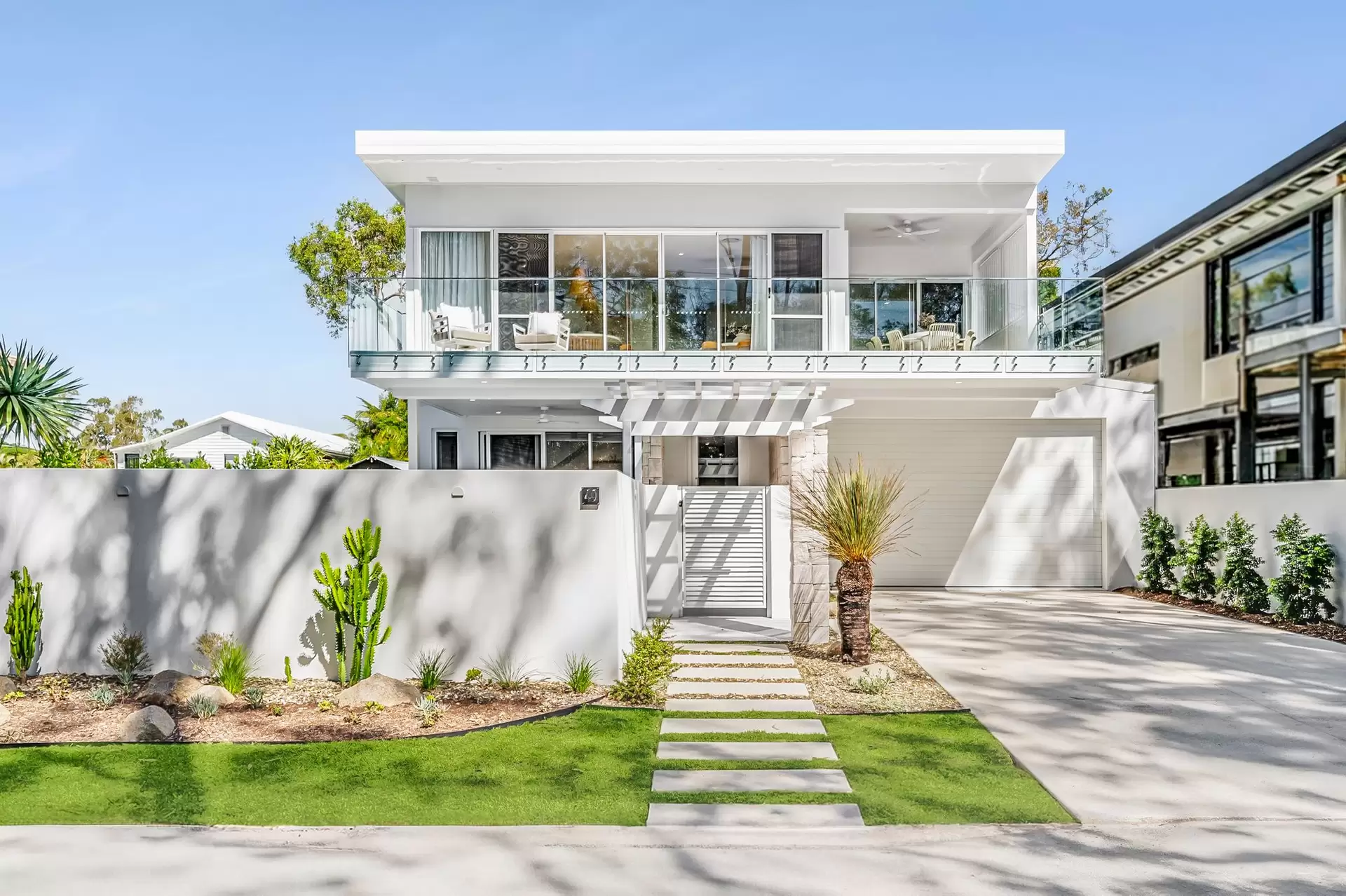 Photo #3: 49 Weyba Esplanade, Noosa Heads - For Lease by Ray White Noosa