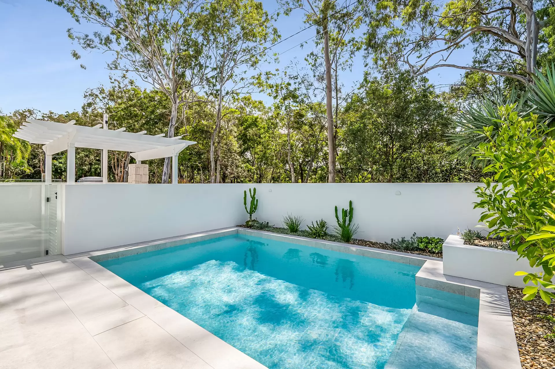 Photo #2: 49 Weyba Esplanade, Noosa Heads - For Lease by Ray White Noosa