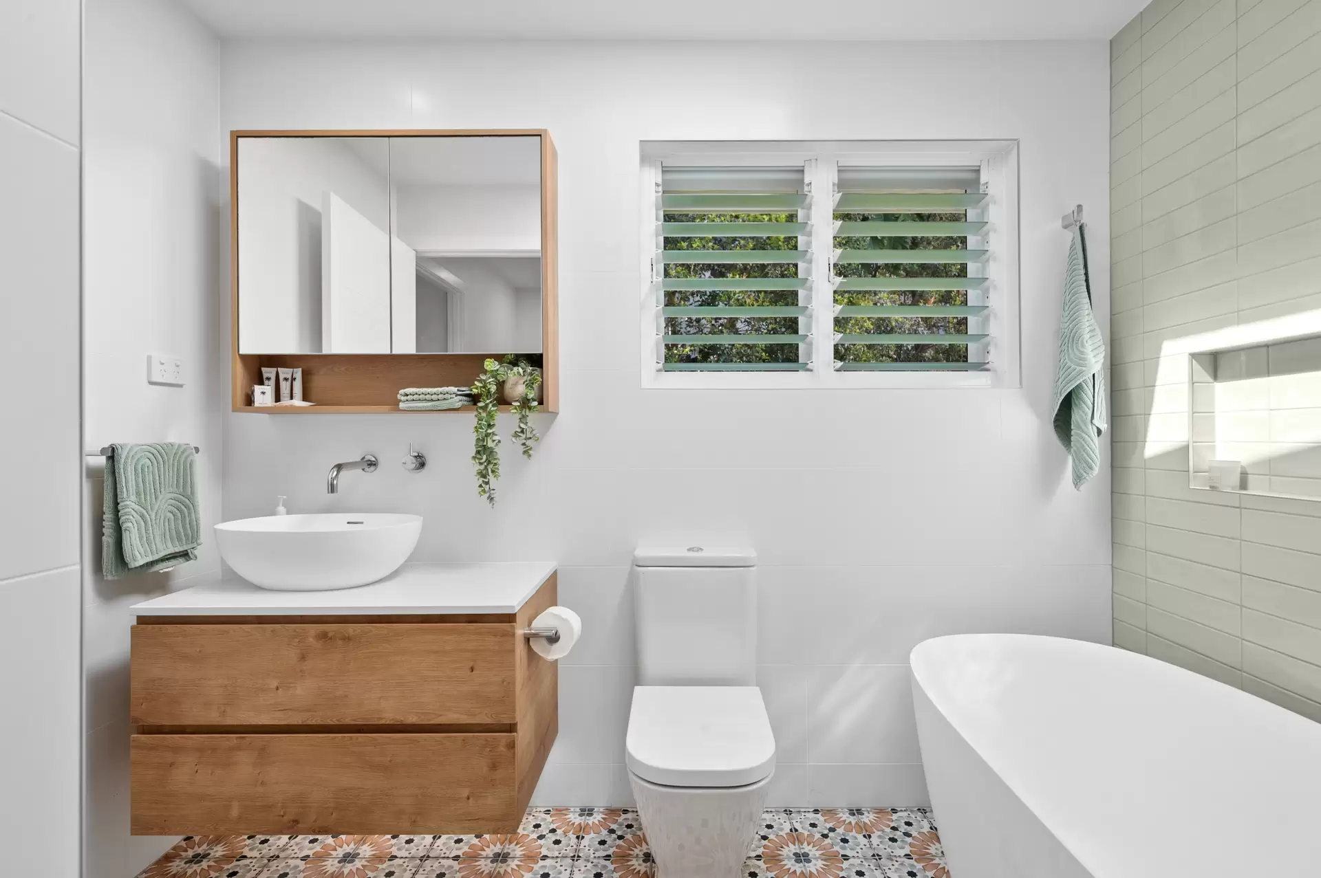 Photo #13: 9 Swan Avenue, Sunshine Beach - For Sale by Ray White Noosa