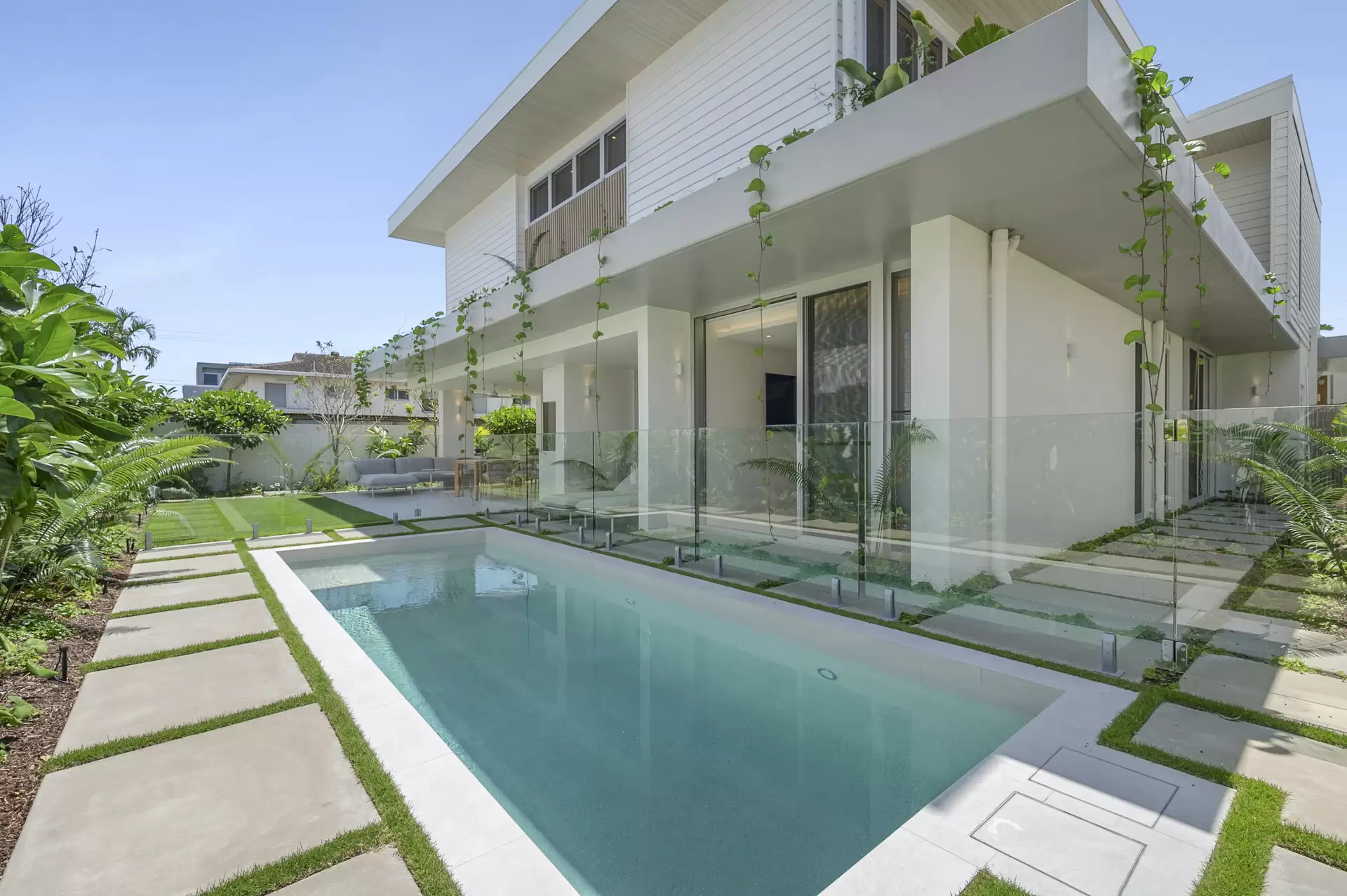 Photo #12: 1/23 Edward Street, Noosaville - Auction by Ray White Noosa
