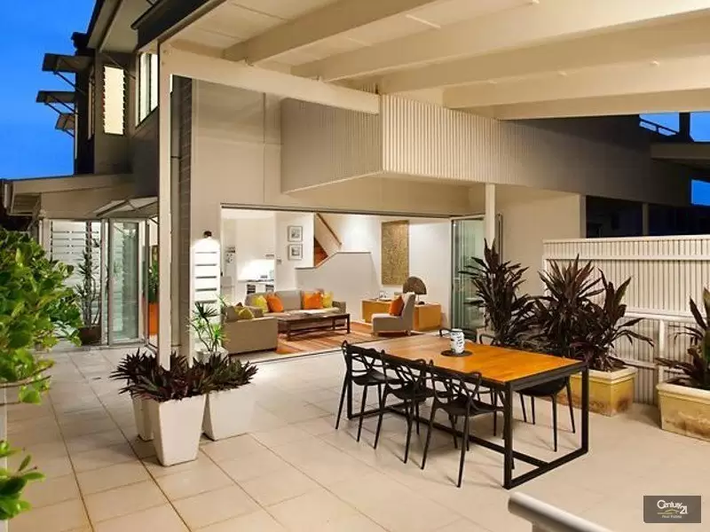 Photo #1: 2/41 Sobraon Street, Sunrise Beach - Sold by Ray White Noosa
