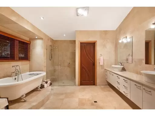 40 Lakeside Drive, Peregian Springs Sold by Ray White Noosa - image 11