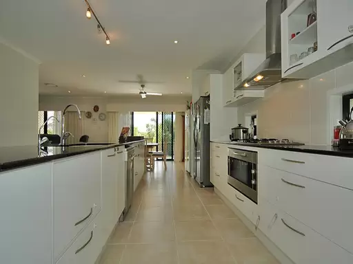 5 Pennant Court, Peregian Springs Sold by Ray White Noosa - image 7