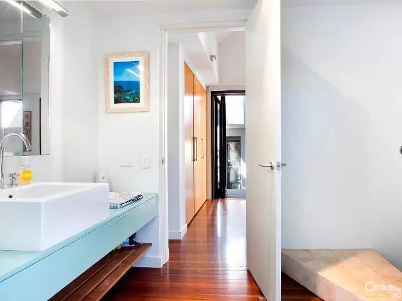 Photo #25: 28 Dolphin Bay Drive, Sunshine Beach - Sold by Ray White Noosa
