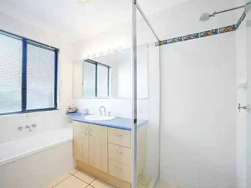 11 Medinah Place, Peregian Springs Sold by Ray White Noosa - image 8
