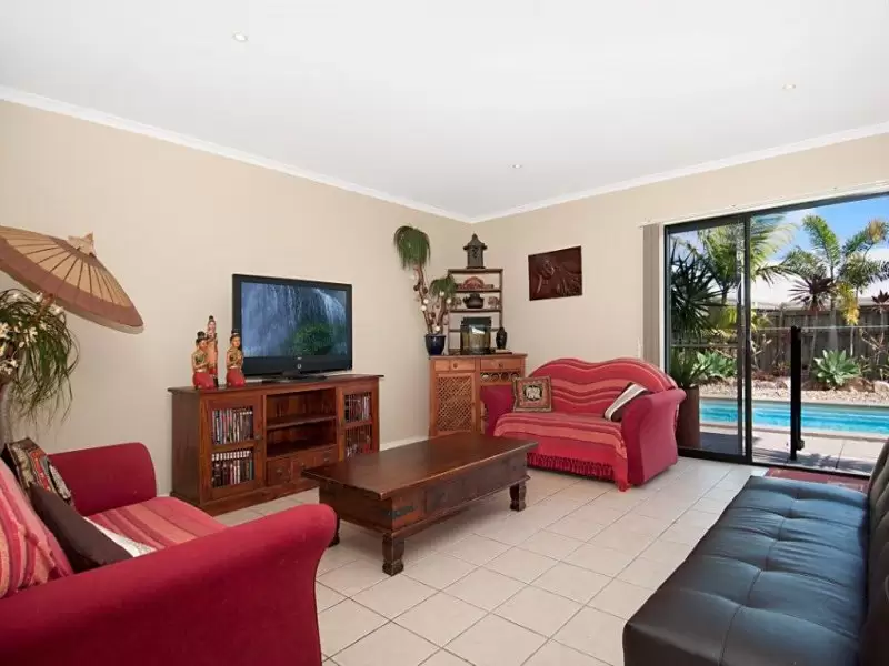 Photo #3: 33 Crestview Drive, Peregian Springs - Sold by Ray White Noosa