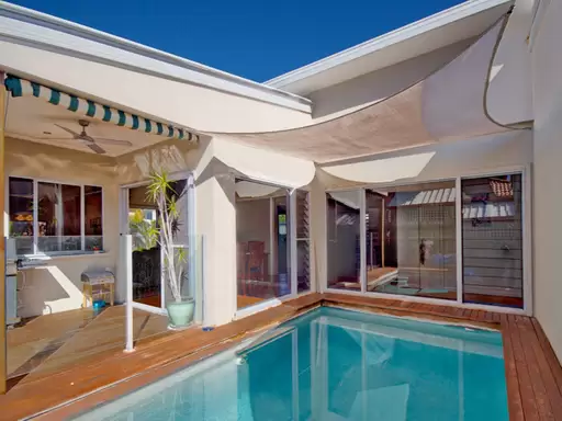 7 Ironhurst Place, Peregian Springs Sold by Ray White Noosa - image 1