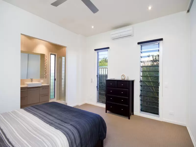 Photo #9: 7 Ironhurst Place, Peregian Springs - Sold by Ray White Noosa
