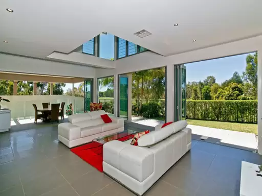 60/114 Peregian Springs Drive, Peregian Springs Sold by Ray White Noosa - image 1