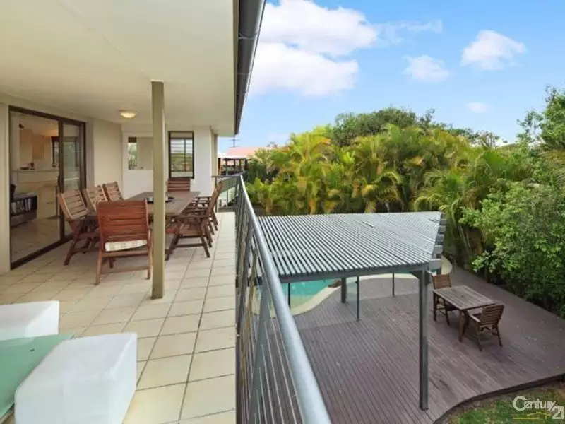 Photo #9: 15 Oceania Crescent, Sunshine Beach - Sold by Ray White Noosa
