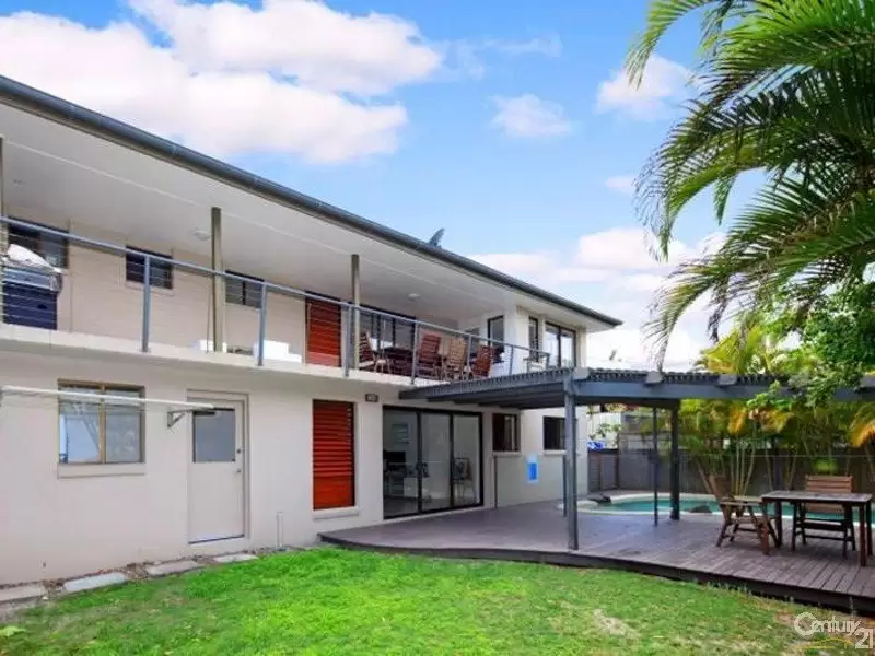 Photo #14: 15 Oceania Crescent, Sunshine Beach - Sold by Ray White Noosa