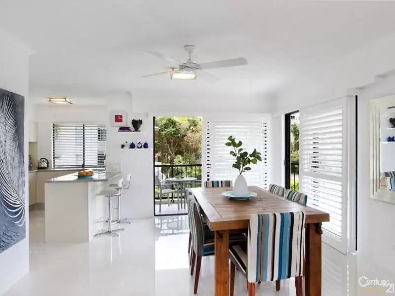 Photo #6: 1/8 Park Crescent, Sunshine Beach - Sold by Ray White Noosa