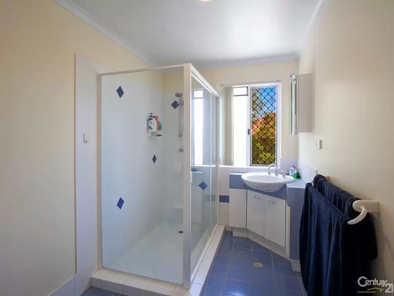 Photo #7: 5/49 Southern Cross Parade, Sunrise Beach - Sold by Ray White Noosa