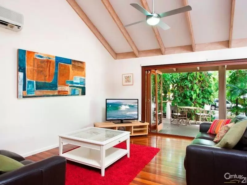 Photo #5: 7 Depper Street, Sunshine Beach - Sold by Ray White Noosa