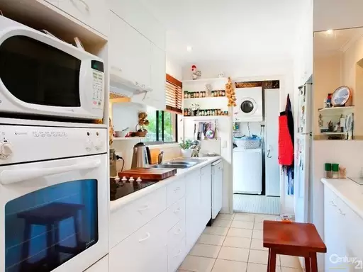 10 Orient Drive, Sunrise Beach Sold by Ray White Noosa - image 5