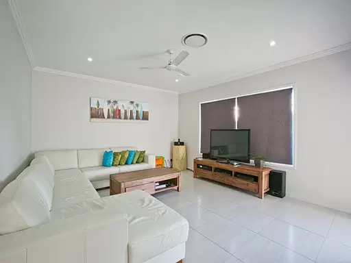 5 Longcove Place, Peregian Springs Sold by Ray White Noosa - image 3