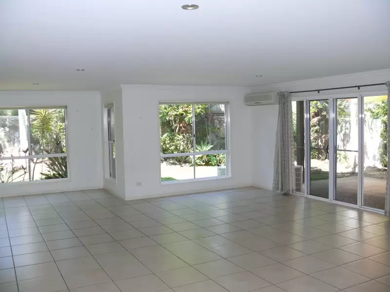 Photo #5: 8 Bonville Court, Peregian Springs - Sold by Ray White Noosa