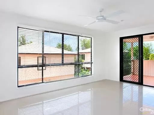 2/12 Advance Place, Sunrise Beach Sold by Ray White Noosa - image 1