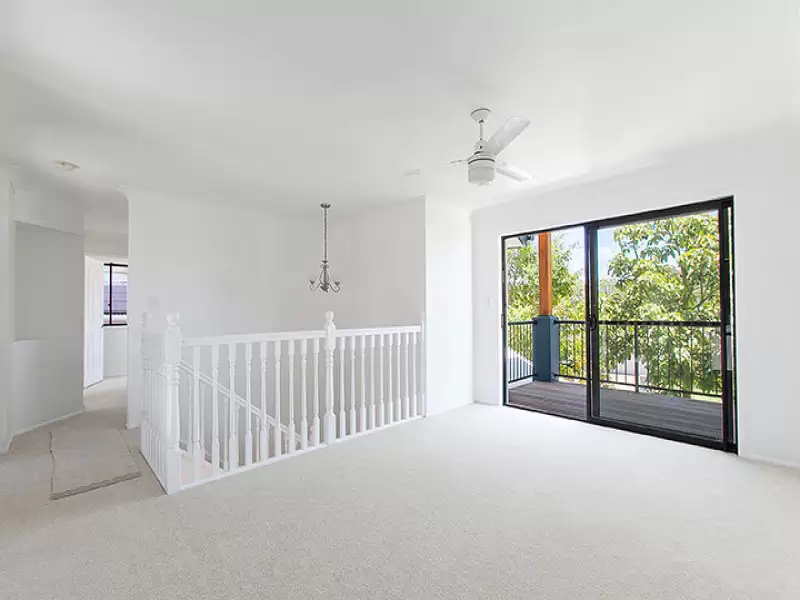 Photo #15: 11 Sandhurst Crescent, Peregian Springs - Sold by Ray White Noosa
