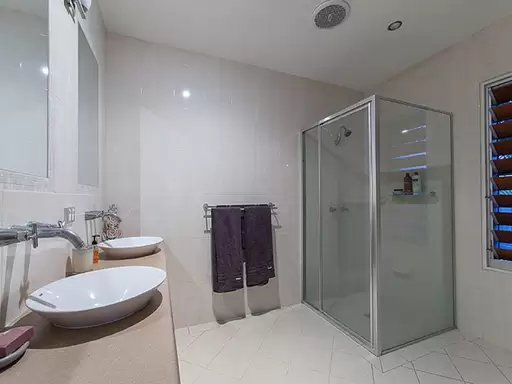 25 Lakeside Drive, Peregian Springs Sold by Ray White Noosa - image 16