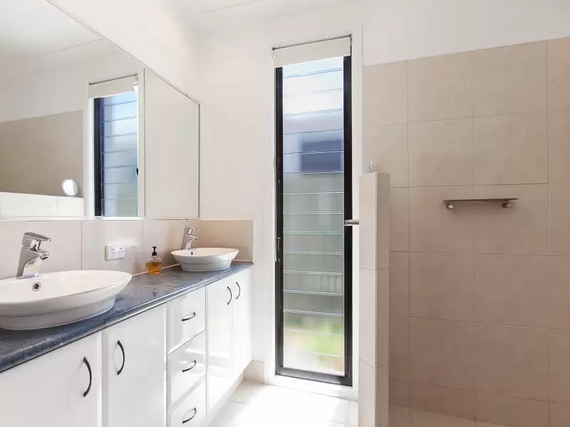Photo #14: 8 Lakeside Drive, Peregian Springs - Sold by Ray White Noosa